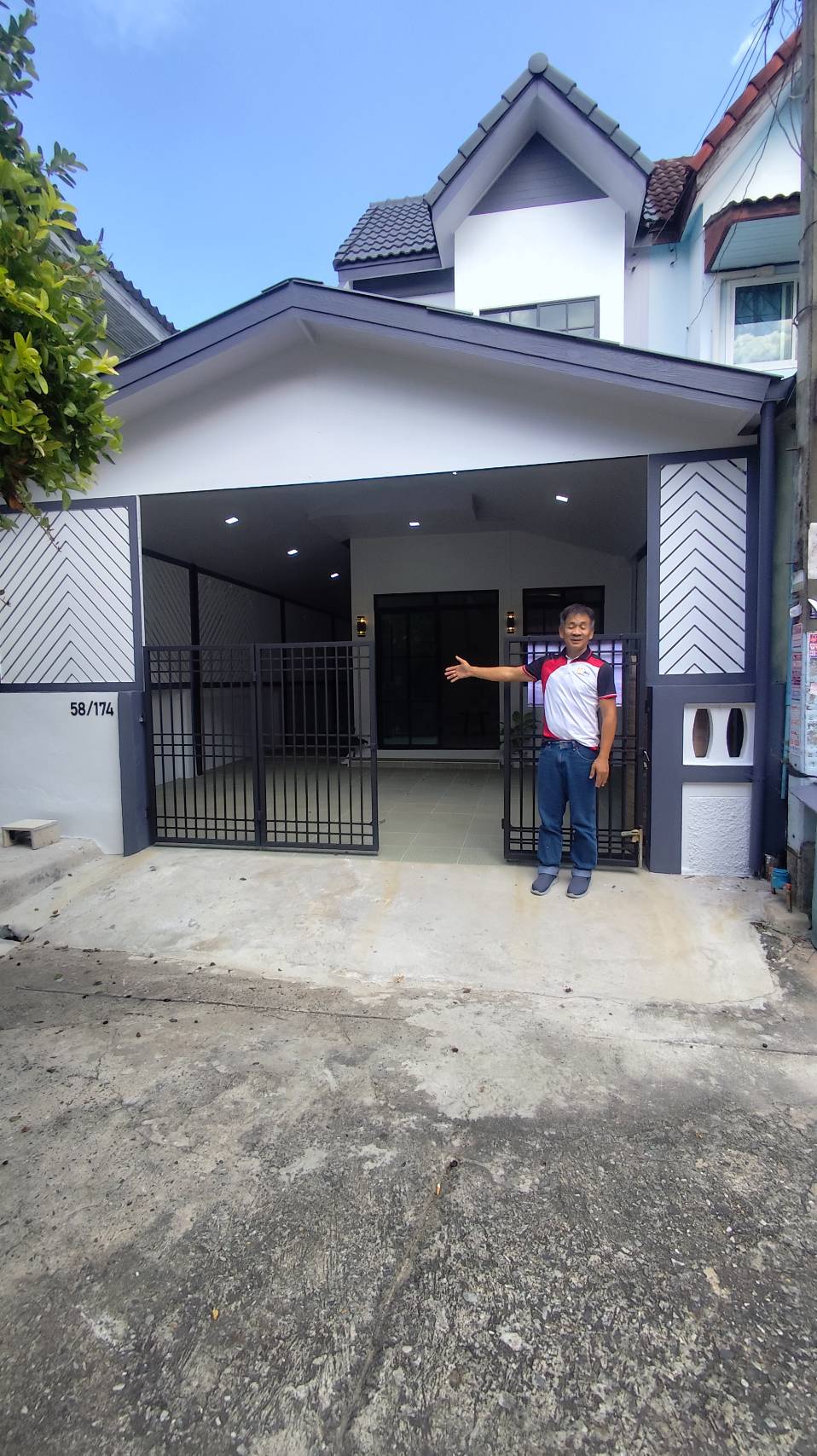 อินทราวิลล์ ซ9 หลังมุม ถนนนิมิตใหม่ ซอย11  รีโนเวทใหม่ เฟอร์จัดเต็ม จัดสินเชื่อให้ กู้ได้เต็ม