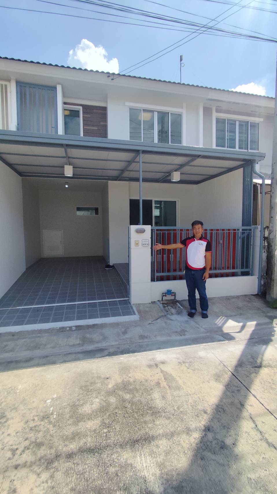 พฤกษาวิลล์62/2 ถนนนิมิตใหม่ ติดถนน ใกล้ซอย19  รีโนเวทใหม่ เฟอร์จัดใหญ่ จัดสินเชื่อให้ กู้ได้เต็ม