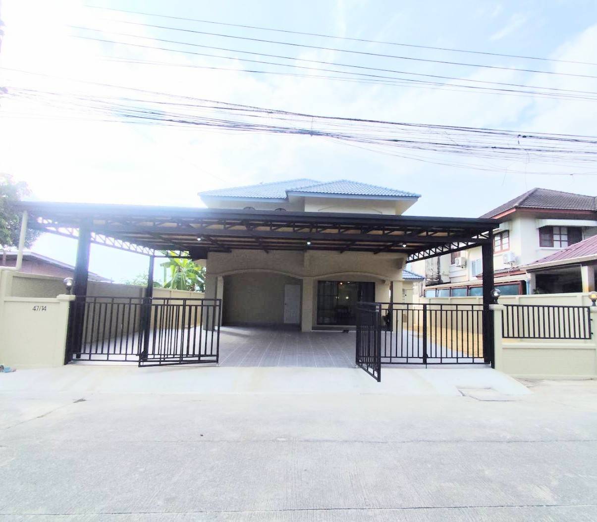 เคซี การ์เด้นโฮม โฮม5 ต้นโครงการ ถนนนิมิตใหม่ ซอย40  รีโนเวทใหม่  ใส่เฟอร์  จัดสินเชื่อให้ กู้ได้เต็ม