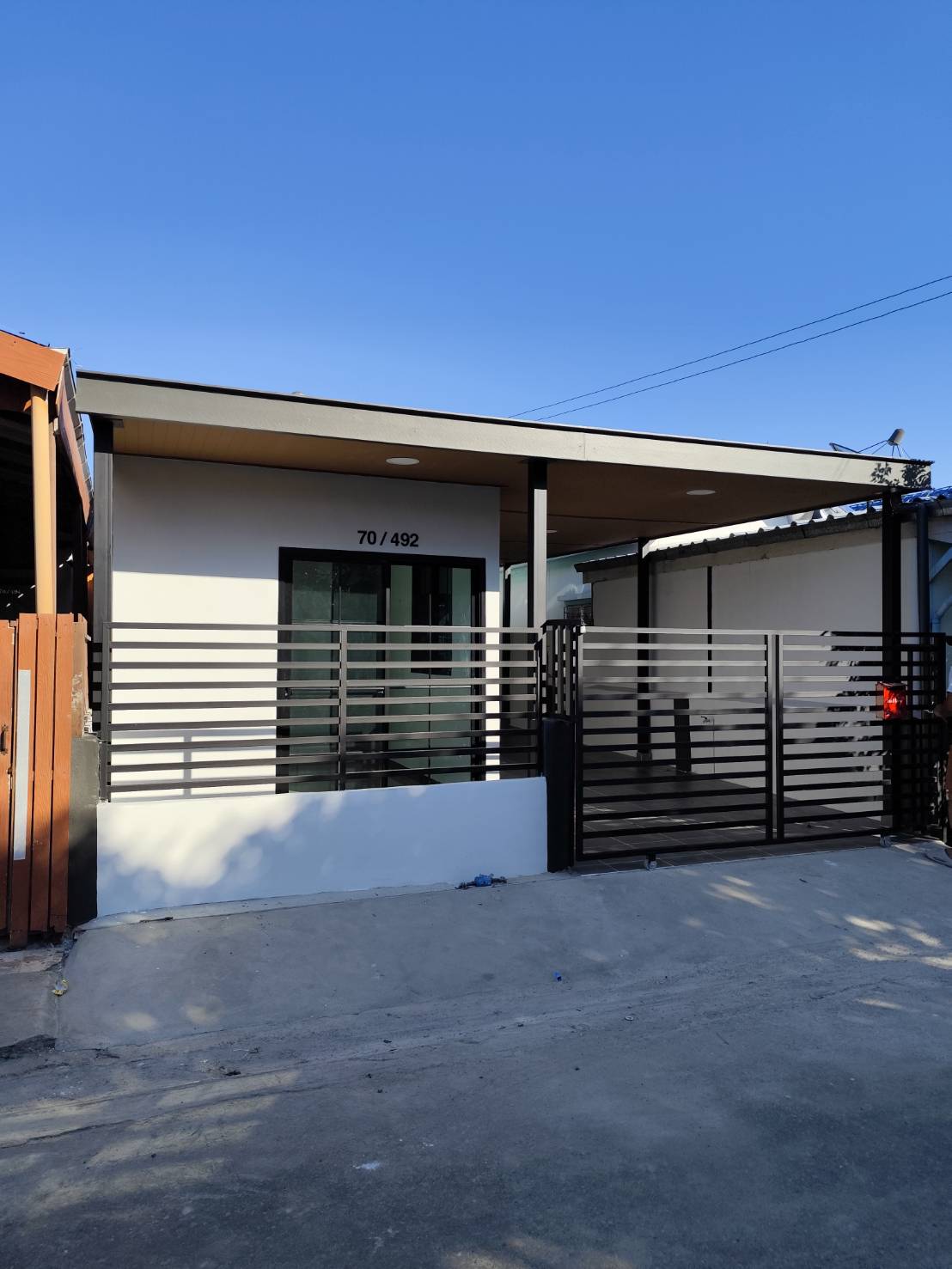 อมรทรัพย์ อยู่วิทยา ซอย20  อยู่วิทยา16  กระทุ่มราย  หนองจอก กรุงเทพ